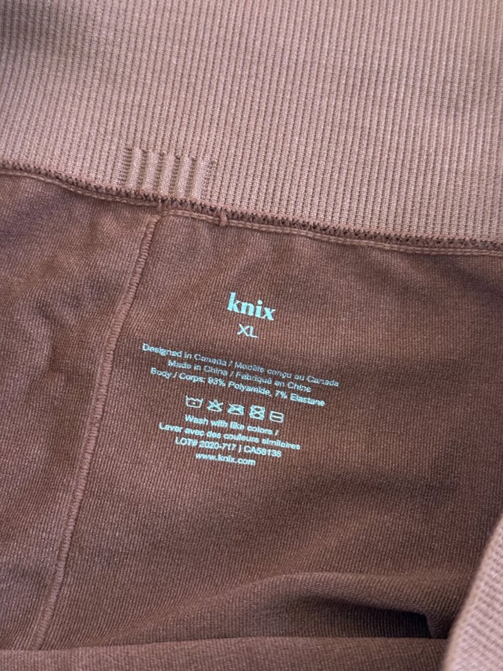 KNIX Activewear Set - Picture 5 of 7